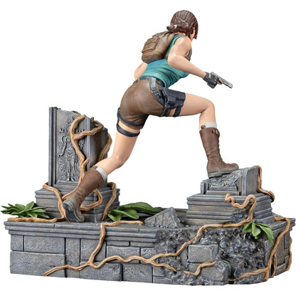 Dark Horse Deluxe Tomb Raider Lara Croft PVC figure standing in an action pose with detailed costume and accessories.