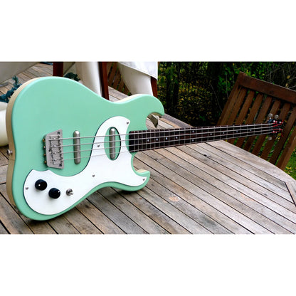 Dano 63 Long Scale Bass